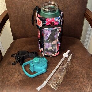 64oz Floral Water Bottle with Sleeve and Accessories